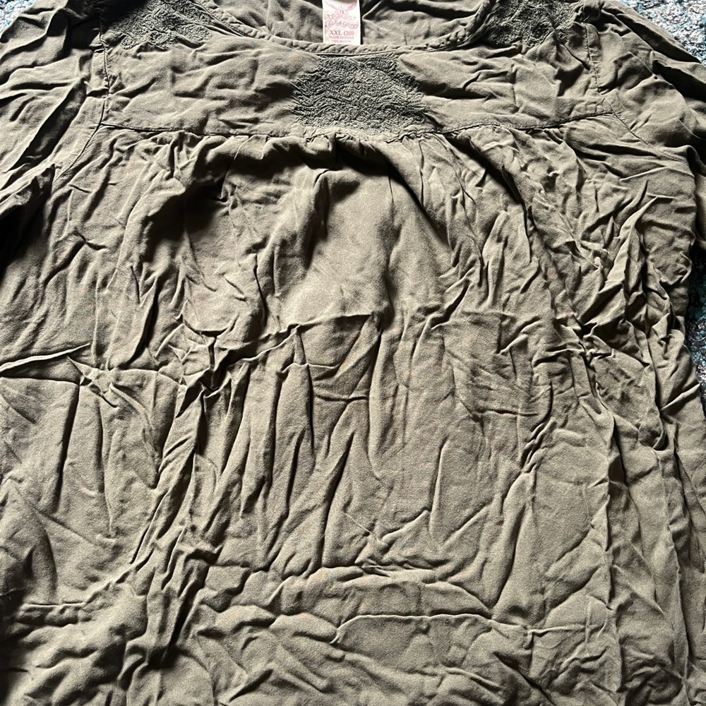 Faded Glory Olive Top with Embroidered Design